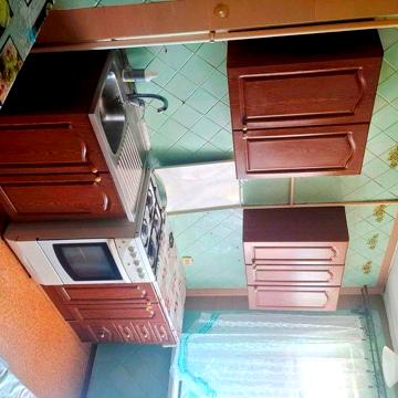 Сдам квартиру на площади Независимости 5 комнат