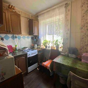 Продам 2 комнатную квартиру в самом центре Черноморска