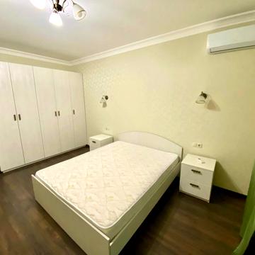 Авіаконструктора Ігоря Сікорського вул. (Танкова), 4-Д