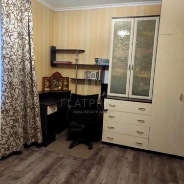 Милославська вул., 4