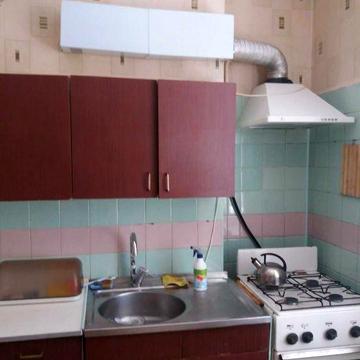 Здам в оренду 2 кім . квартиру по вул. Фанатська