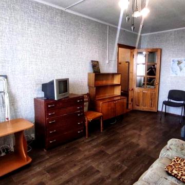 Однокімнатна квартира метро Холодна Гора