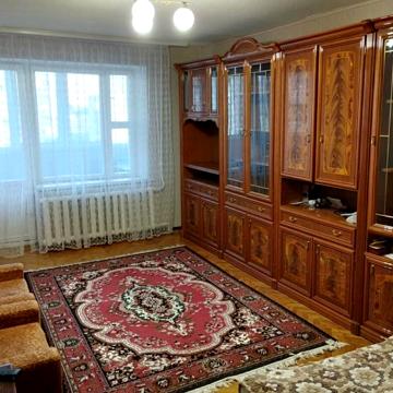 Голосіївський просп. (40-річчя Жовтня), 15