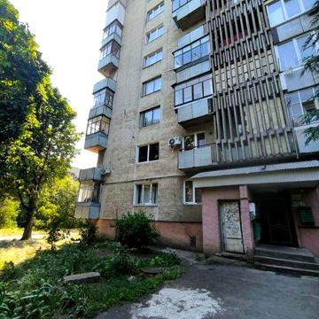 2 "чешка" по вулиці Героїв Майдану