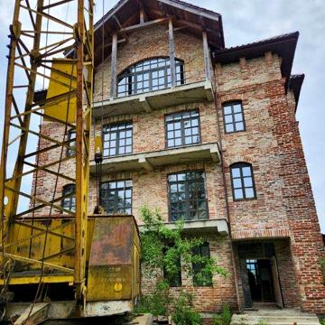 Продаж готелю в с.Яблуниця