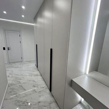 Здається квартира в центрі з дизайнерським ремонтом