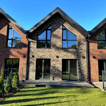 Коновальця