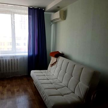 Вячеслава Чорновола вул., 20