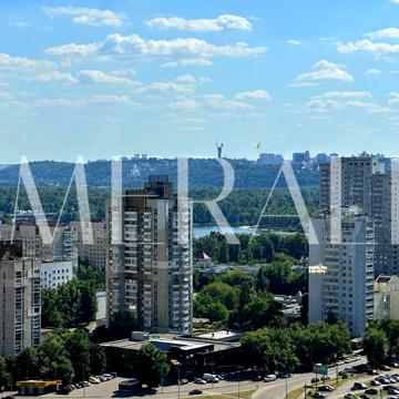 Каховська вул., 62