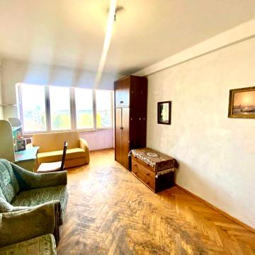2-к. кв. пр. Берестейський (Перемоги), 25 Політехнічний інститут 2 хв.