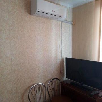 Актуально, продам кв с мебелью и техн. Дворец спорта . Новые дома .