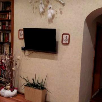 Базарна вул., 49
