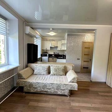 Продаж 1к Квартира Незалежності (Радянська) вулиця