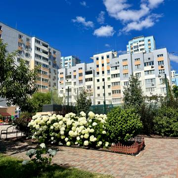 Сергія Данченка вул., 28-Б