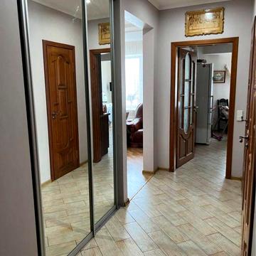 Оренда ЖК Колізей трикімнатноі квартири. Власник.