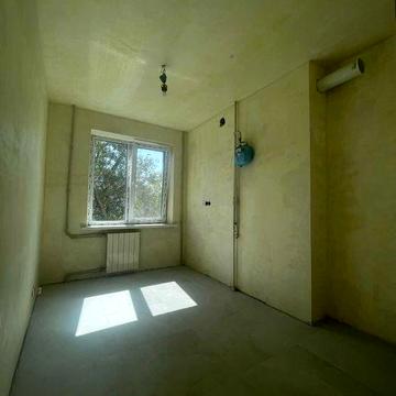 Продам 2-х комн. квартиру, пр.Героев,12