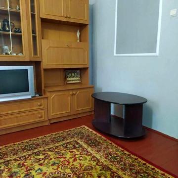 Здається в довгострокову оренду частина будинку вул Патона!!!