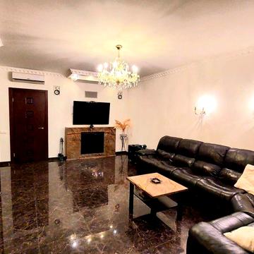 Оглядова 3к квартира по просп. Науки, 69 з дизайнерським ремонтом