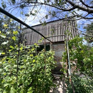 Дача с двухэтажным домом на Сергея Синенко,правый берег «Гранит»