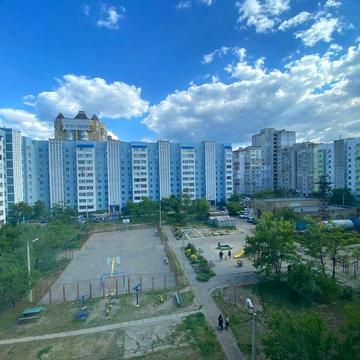 1 к квартира в Черкасах. Центральна митниця, поруч з пляжем.