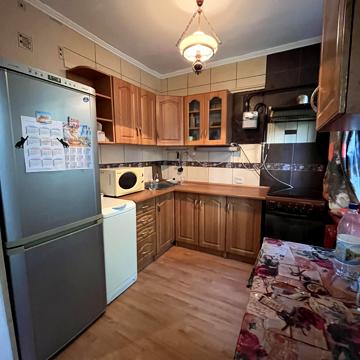 Затишна вул., 17/19
