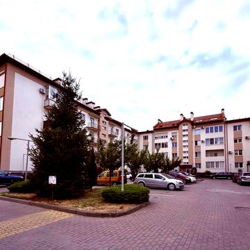 Дворівнева кв. ЖК» Вишневий сад»вул. Осипенко( Вишнева)28