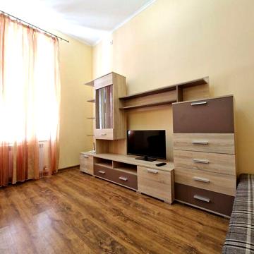 Довгострокова оренда 2к Квартира Троїцька вулиця