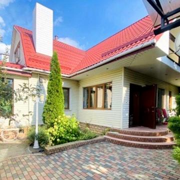 Миколи Гнатюка вул. (Ласточкіна)