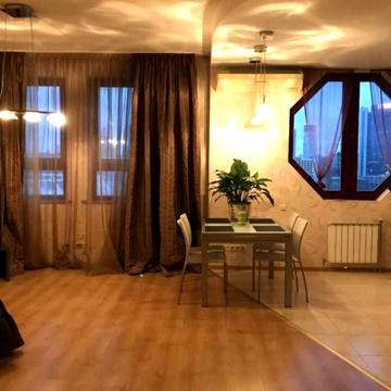 Пропонується в оренду простора квартира, вул. Шота Руставелі, 44