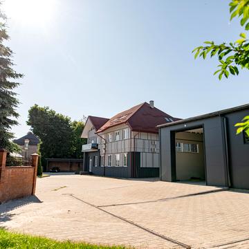 Євгена Чикаленка вул., 26