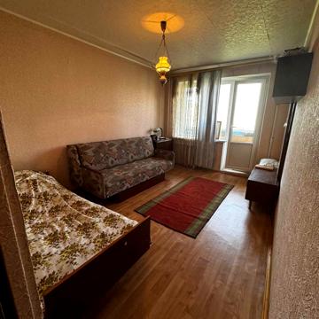 Янтарна вул., 79