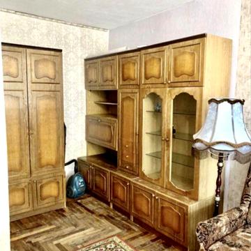 Сдам 1- ком квартиру ул . Школьная , ост. Малый рынок
