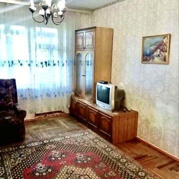 Сдам 1- ком квартиру ул . Школьная , ост. Малый рынок
