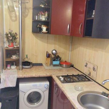 Сдам /Срочно/ СВОЯ 2 комнатную квартиру. Центр. Район Дерибасовской. С