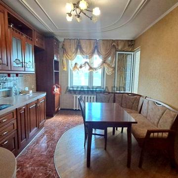 Продаж 4х кімн квартири 124 кв.м Виноградар