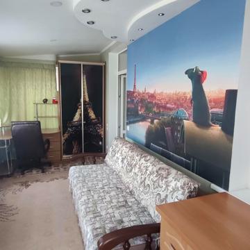 Івана Мазепи просп. (Петровського), 1