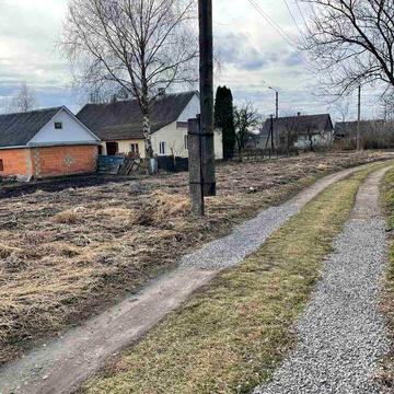 Ділянка з незавершеним будівництвом €$