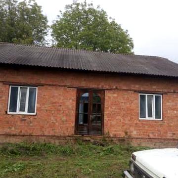 Продається будинок в с. Драчинці. Всі деталі за телефоном