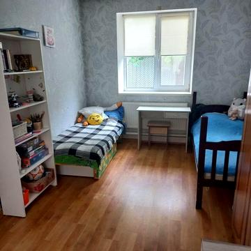 Продається дачний будинок