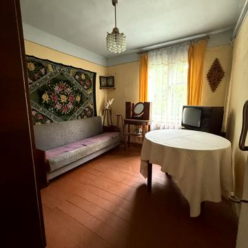 Менделєєва 1б