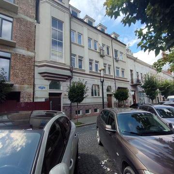 Продам квартиру 3 кімнатну