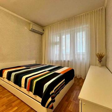 провулок Любарського, 16. 39 кв.м., 9/12 этаж. Цена 8 000+ку.