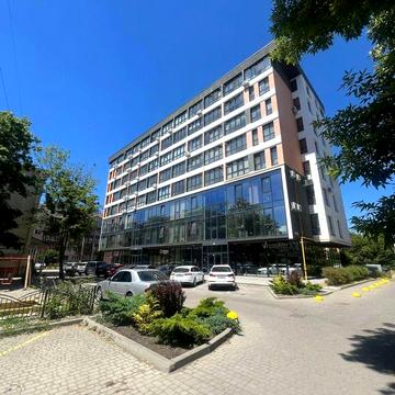 1 кім з ремонтом в центрі
