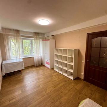 Краківська вул., 10