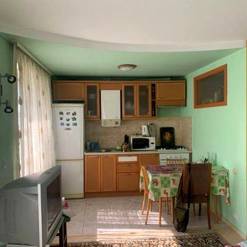 Здача 2-кім. квартири, у Здолбунові.
