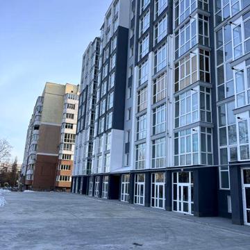 Знижка. Продаж квартири в центрі з видом на річку.Новий будинок,зданий