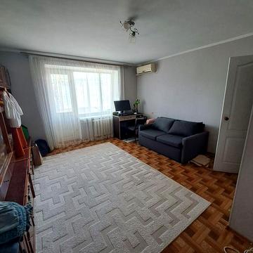 Продаю 1 комн крупногабарит квартиру, Кораб район!