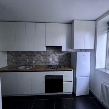 Продад 2к квартри с. Хотів