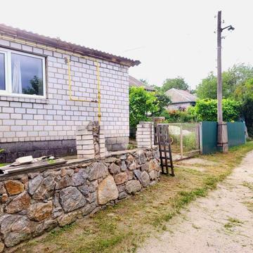 Продам будинок центр Канева