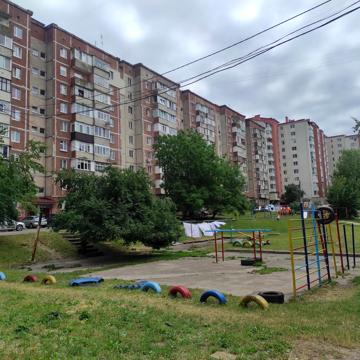 Данила Галицького вул., 9а